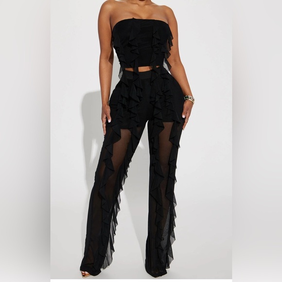 Elegant Black Ruffle two piece - Picture 1 of 11